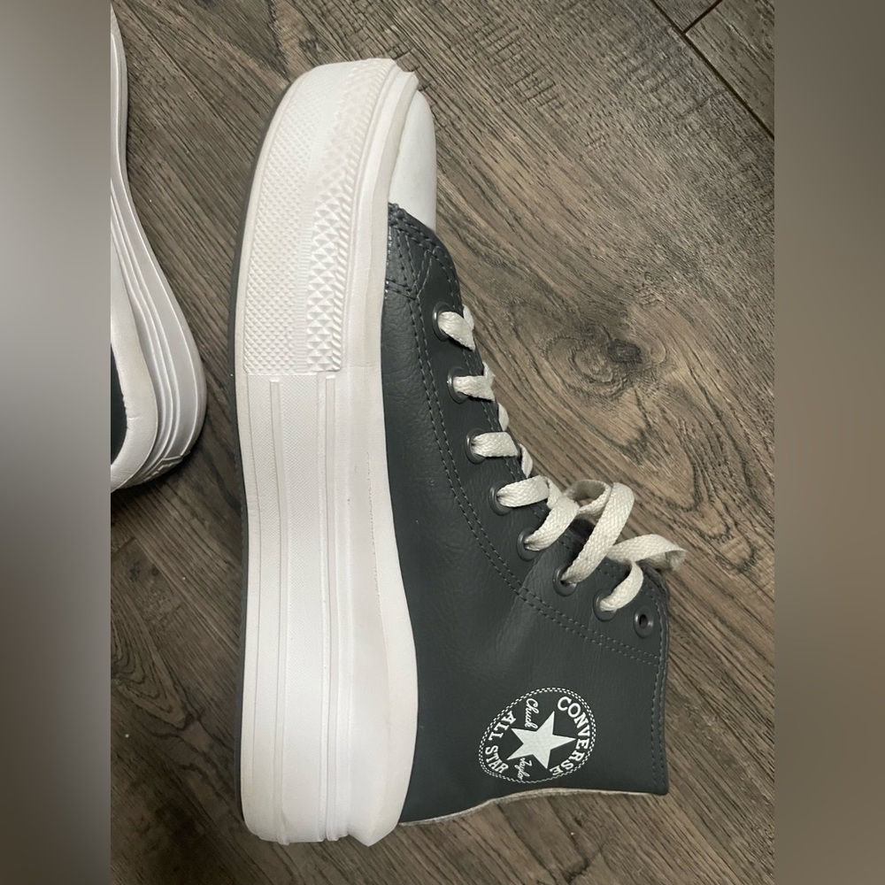 Converse shoes high tops grey size 8 women